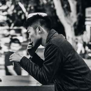 看小少女操逼逼
